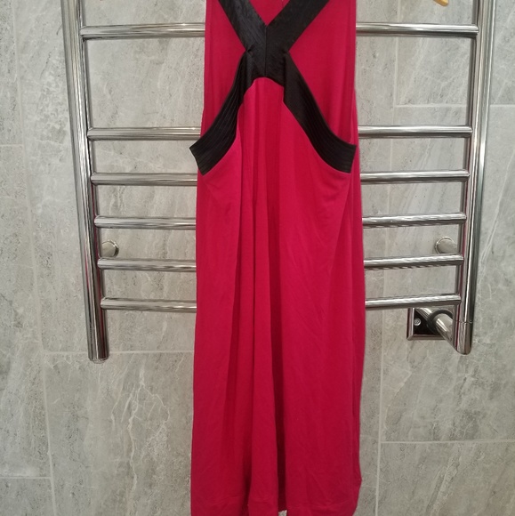 Dress - Picture 3 of 4